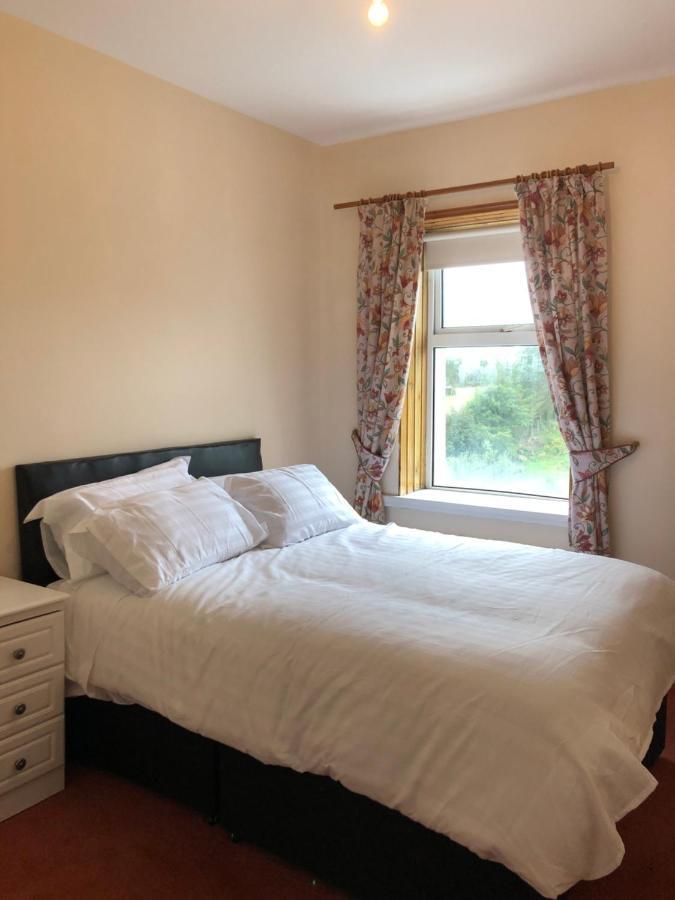 Loistin Teach Hiudai Beag - Guesthouse Bunbeg Donegal Town Exterior photo